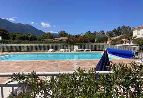 Piscine résidence Prunete